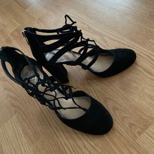 Vince Camuto 8.5 pumps. Like new